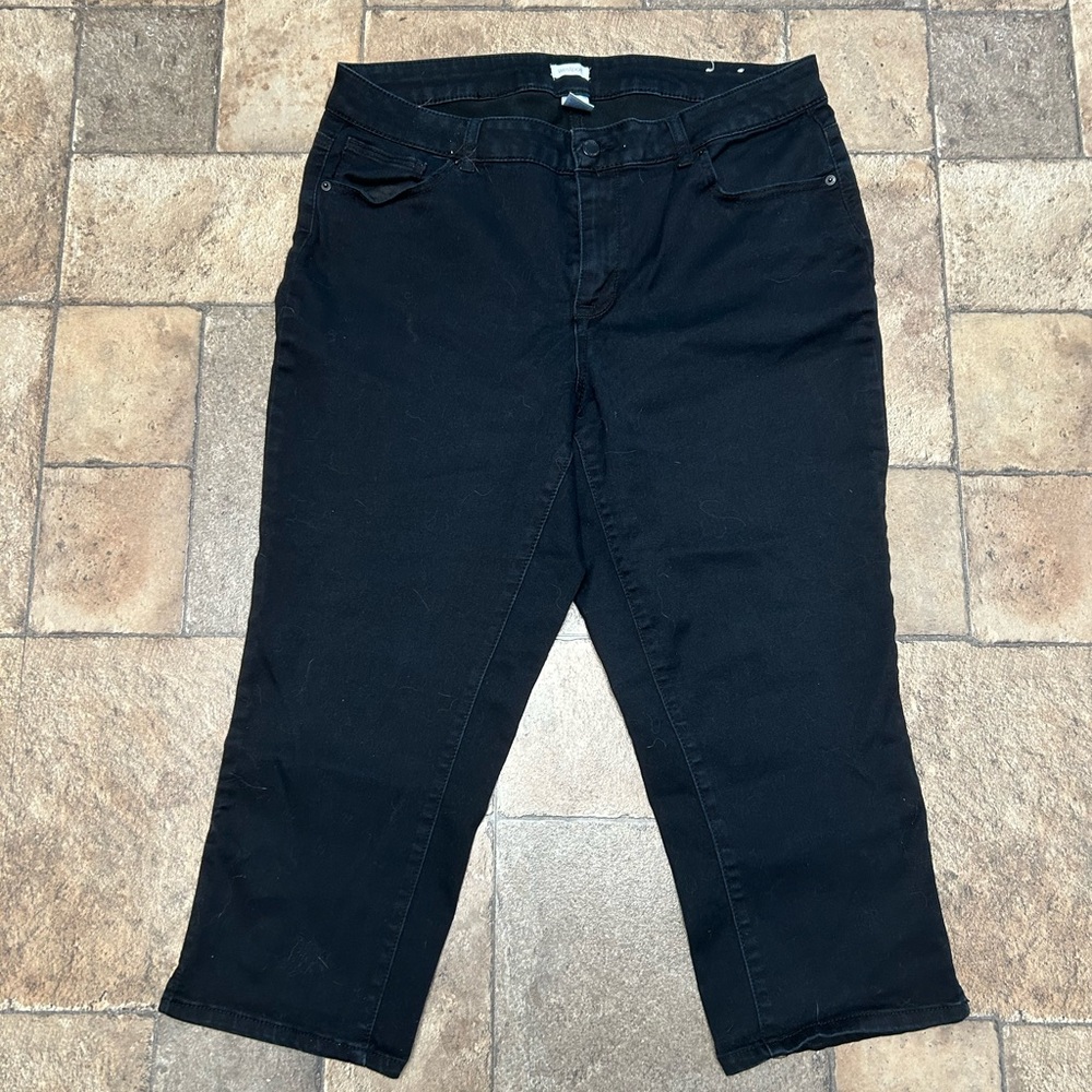 Westport Black Capris